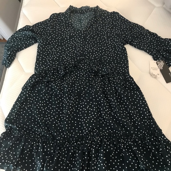 MITILLY Women’s green boho dress, brand new! - Picture 6 of 8